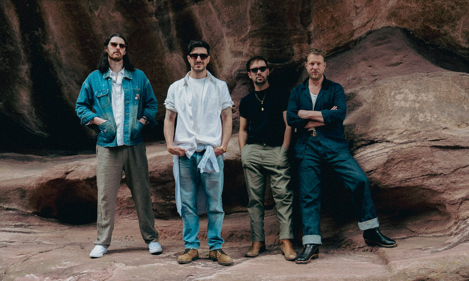 Mumford & Sons i Hozier „Rubber Band Man” (fot. Jay Sansone / mat. prasowe Universal Music Polska)