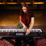 Olaya Alcazar & Yamaha MODX M7 (fot. Yamaha)