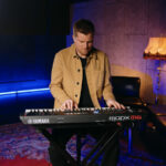 Jonathan Waldenfrid & Yamaha MODX M6 (fot. YouTube / Yamaha)
