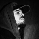 Taco Hemingway „LATARNIE WSZĘDZIE DAWNO ZGASŁY” (fot. Karol Grygoruk)