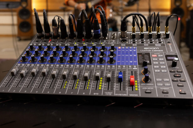 Zoom LiveTrak L12next (fot. Zoom)