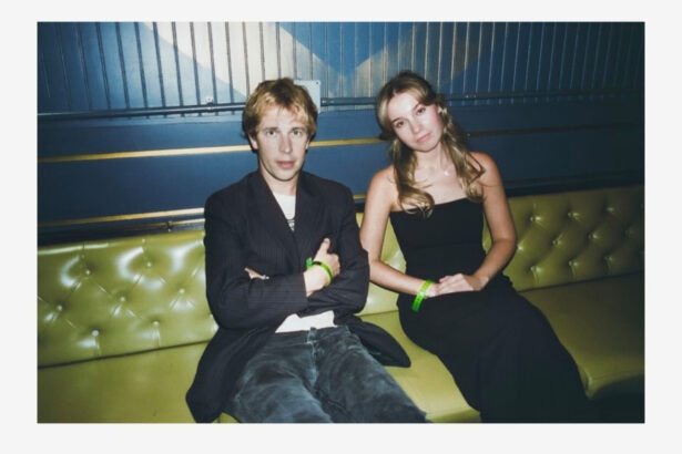 Sydney Rose & Tom Odell „Over” (mat. prasowe Universal Music Polska)