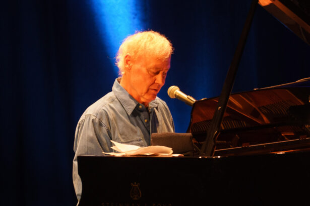 Bruce Hornsby (fot. Geoffrey Clowes / Shutterstock.com)