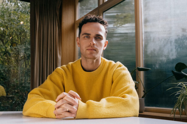 Jordan Rakei „Easy To Love” (mat. prasowe Universal Music Polska)