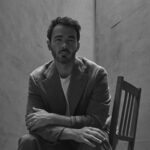 Kevin Jonas „Little Things” (fot. Anthony Mandler / mat. prasowe Universal Music Polska)