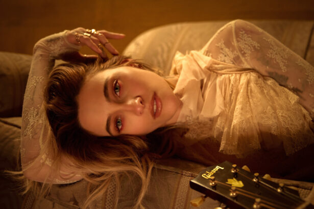 Paris Jackson „Happiest Day Of My Life” (mat. prasowe Universal Music Polska)